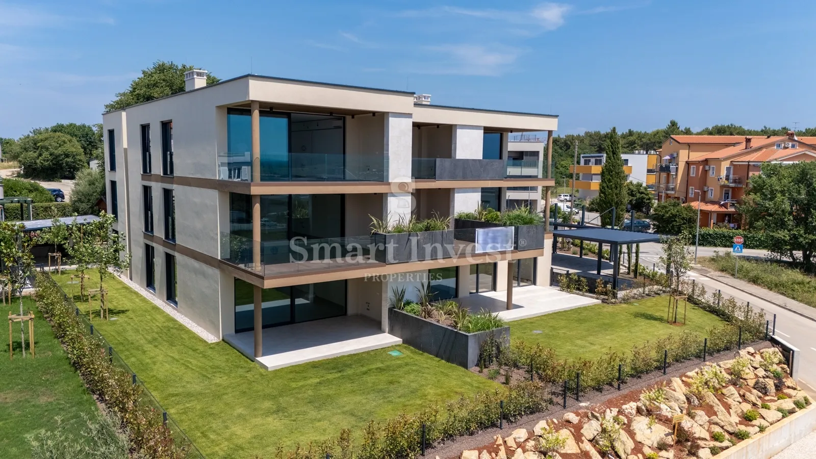 NOVIGRAD, moderan stan od 122.12 m2 s pogledom na more - cover