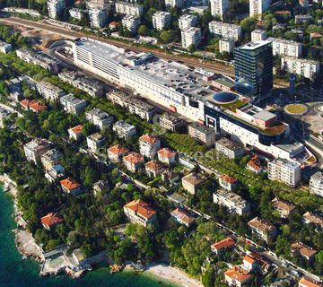 Poslovni prostor u trgovačkom centru Tower Centar Rijeka, prodaja - cover