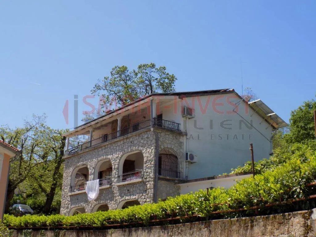 LOVRAN, apartmanska kuća s prekrasnim pogledom na more - cover