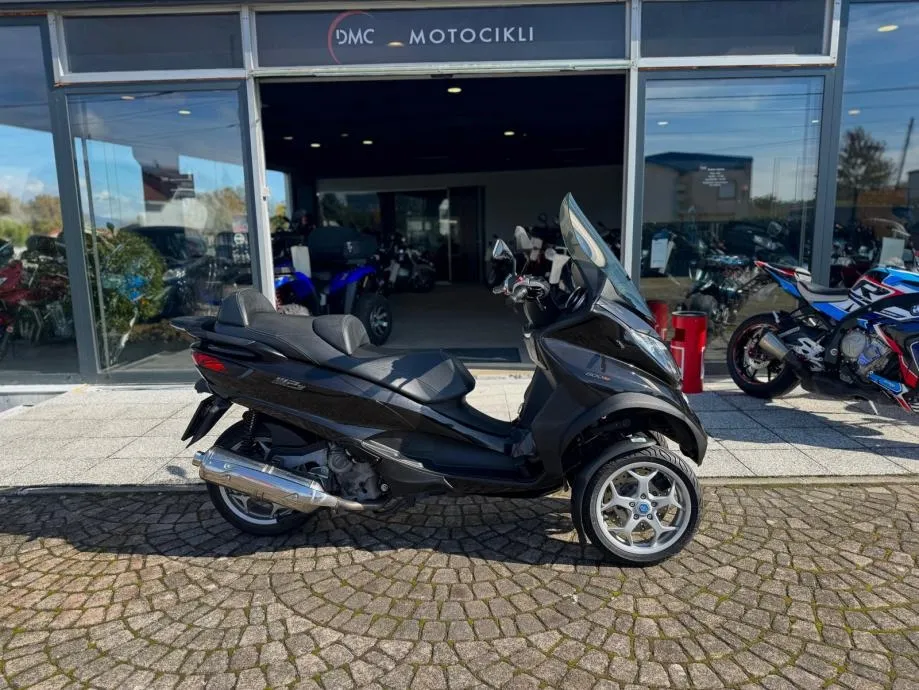 Piaggio MP3 500 LT SPORT ABS TCS,B KATEGORIJA, 2017 god. - cover