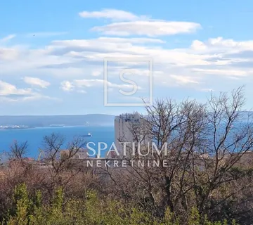 Trsat, Četverosoban Stan S Okućnicom - Rijeka