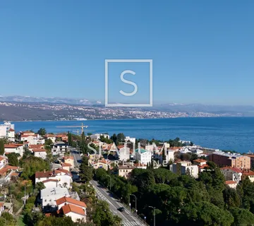 Opatija, Stan U Novogradnji S Bazenom