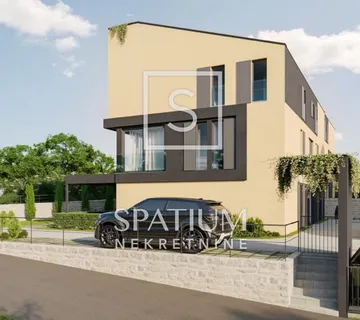 GRAD KRK, EKSKLUZIVAN DVOETAŽNI APARTMAN, 500 METARA OD MORA - cover