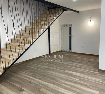 ČAVLE, POSLOVNI PROSTOR ZA TIHU DJELATNOST - cover