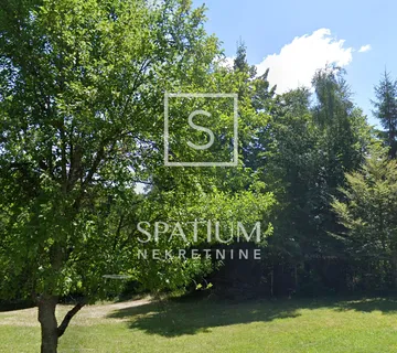 SKRAD, HLEVCI GRAĐEVINSKI TEREN NA ODLIČNOJ LOKACIJI - cover