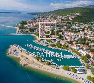 Crikvenica, Poslovni Prostor U Centru Za Najam
