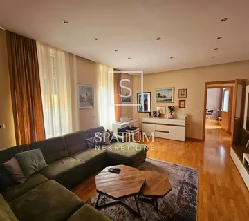 Osijek, Centar, Trosoban Stan