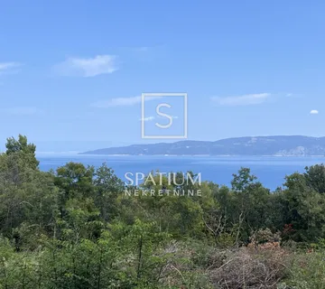 LABIN, GRAĐEVINSKO - POLJOPRIVREDNO ZEMLJIŠTE SA OTVORENIM POGLEDOM NA MORE - cover