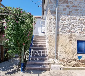 Bribir, Apartman U Staroj Kamenoj Kući - Bribir, Vinodolska općina