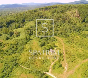 SLUNJ, GRAĐEVINSKI TEREN 53939m2 U T3 ZONI - Gornje Primišlje, Slunj
