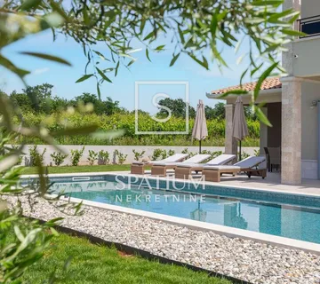 LABIN, VILA S BAZENOM NA MIRNOJ LOKACIJI - cover