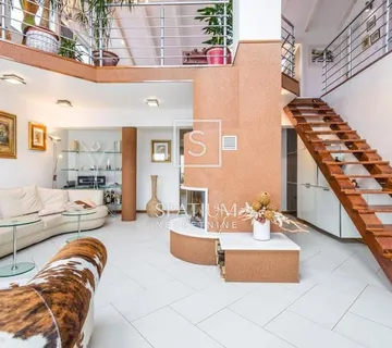Opatija, Dvoetažni Penthouse S Pogledom