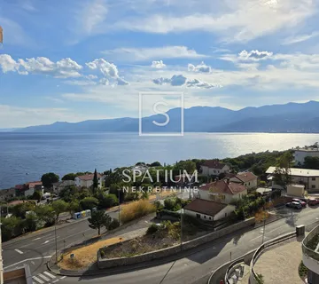 Kantrida, Samo Kod Nas, Dvosoban Stan S Pogledom Na More - Rijeka