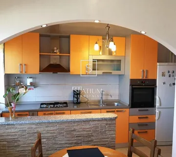 Rijeka - Pulac, Samostojeća Kuća