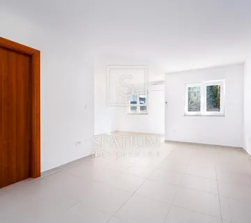 Kastav, Rubeši, Dvosoban Stan