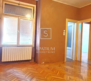 Centar, Dvosoban Stan Za Adaptaciju - Rijeka