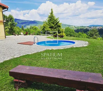 VRBOVSKO, KUĆA S BAZENOM I OKUĆNICOM OD 6200 m2