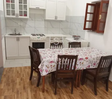 MEJA GAJ, SMJEŠTAJ ZA RADNIKE S PARKINGOM - cover