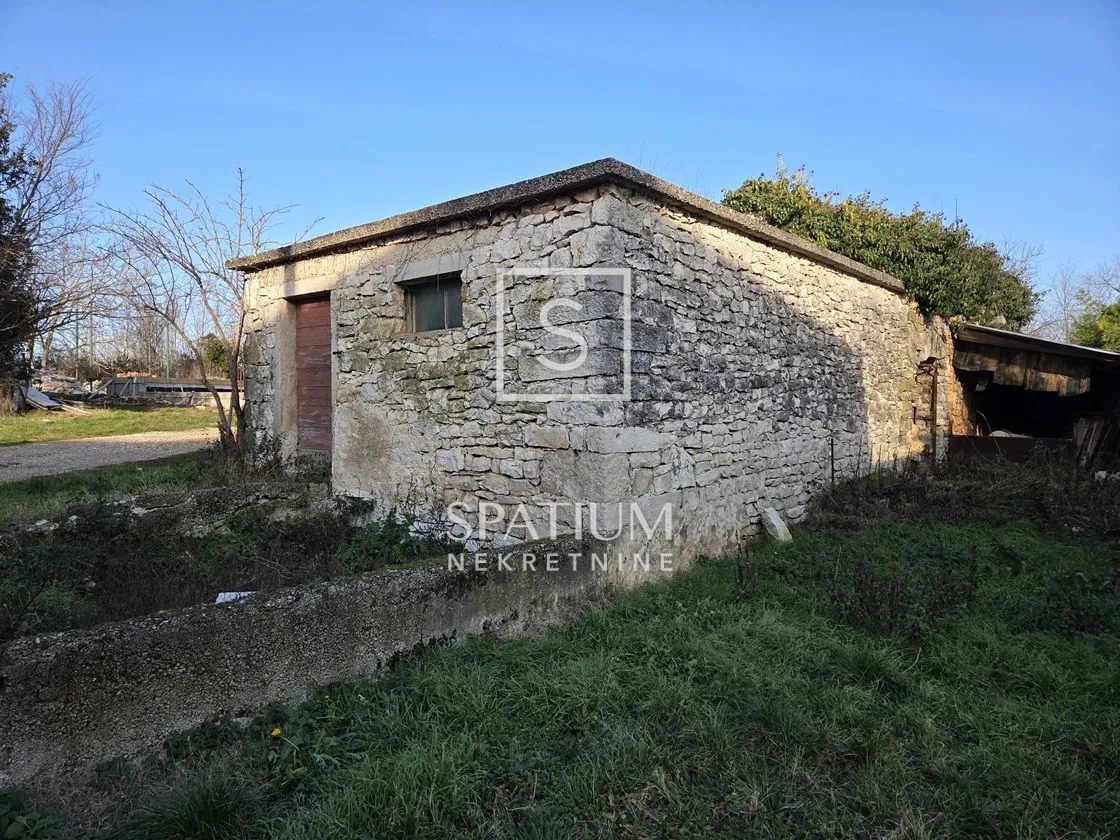 LABIN, OKOLICA, DVIJE ZGRADE ZA RENOVACIJU - cover