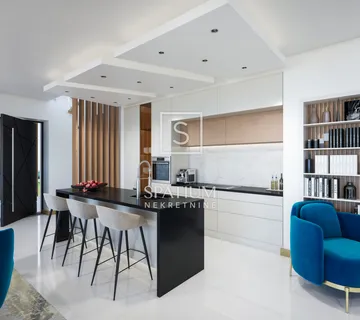 KAŠTELIR, LUKSUZNA VILA SUVREMENOG DIZAJNA S INFINITY BAZENOM - cover