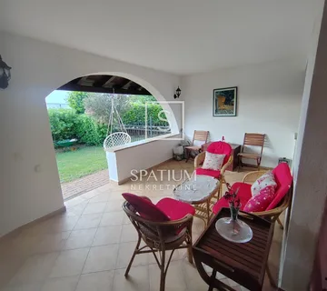 KRK, MALINSKA, STAN S OKUĆNICOM - cover