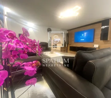 RIJEKA, STAN S DVA APARTMANA U CENTRU GRADA - cover