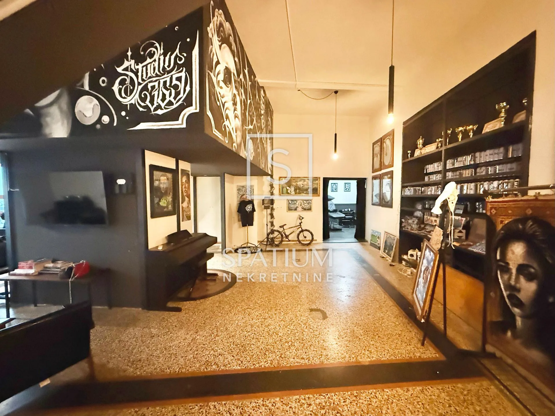 RIJEKA CENTAR, POSLOVNI PROSTOR ZA DUGOROČNI ZAKUP - cover