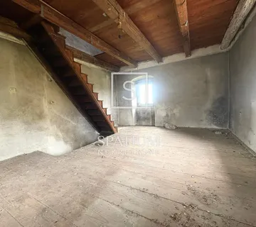 BARBAN, ISTARSKA KAMENA KUĆA ZA ADAPTACIJU  - cover