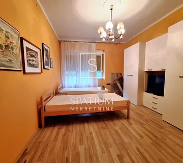 BELVEDER, DVOSOBAN KLASIČAN STAN ZA NAJAM - cover