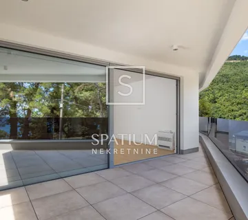 OPATIJA, ODLIČAN STAN U NOVOGRADNJI S POGLEDOM NA MORE - cover