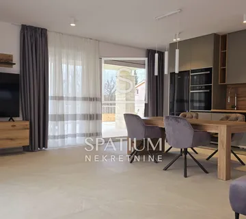 KRK,MALINSKA, NOVOGRADNJA, SAMOSTOJEĆA KUĆA S BAZENOM - cover