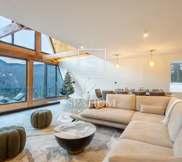 DELNICE, MODERNA A-FRAME KUĆA S UNUTARNJIM BAZENOM - cover