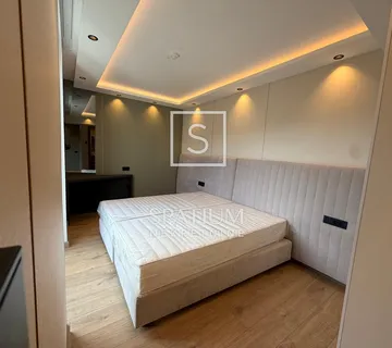 CRIKVENICA, MODERAN APARTMAN U NOVOGRADNJI - cover