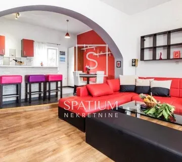 KOSTRENA, STAN ZA DUGOROČNI NAJAM - cover