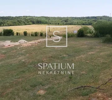 LABIN, GRAĐEVINSKO ZEMLJIŠTE S OTVORENIM POGLEDOM - cover