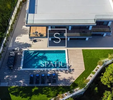 LOVRAN, NOVOIZGRAĐENA VILA S BAZENOM - cover