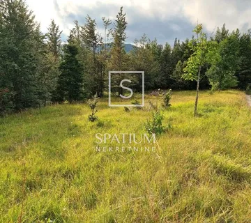 STARI LAZ, ODLIČAN GRAĐEVINSKI TEREN - cover