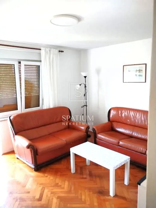 DONJA VEŽICA, DVOSOBAN STAN ZA NAJAM STUDENTIMA - cover