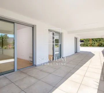 OPATIJA, ODLIČAN STAN U NOVOGRADNJI S POGLEDOM NA MORE - cover