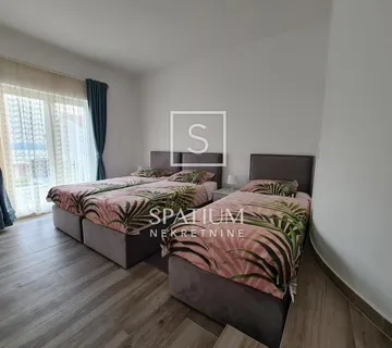 CRIKVENICA, DRAMALJ, SAMOSTOJEĆA KUĆA U BLIZINI MORA - cover