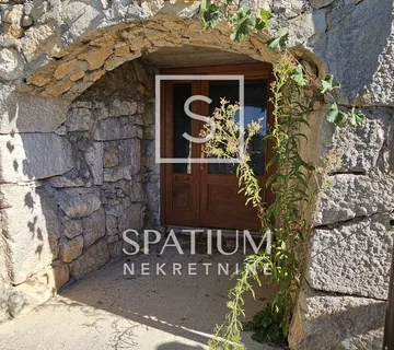 GRIŽANE, DIO PRIMORSKE KAMENE KUĆE - cover