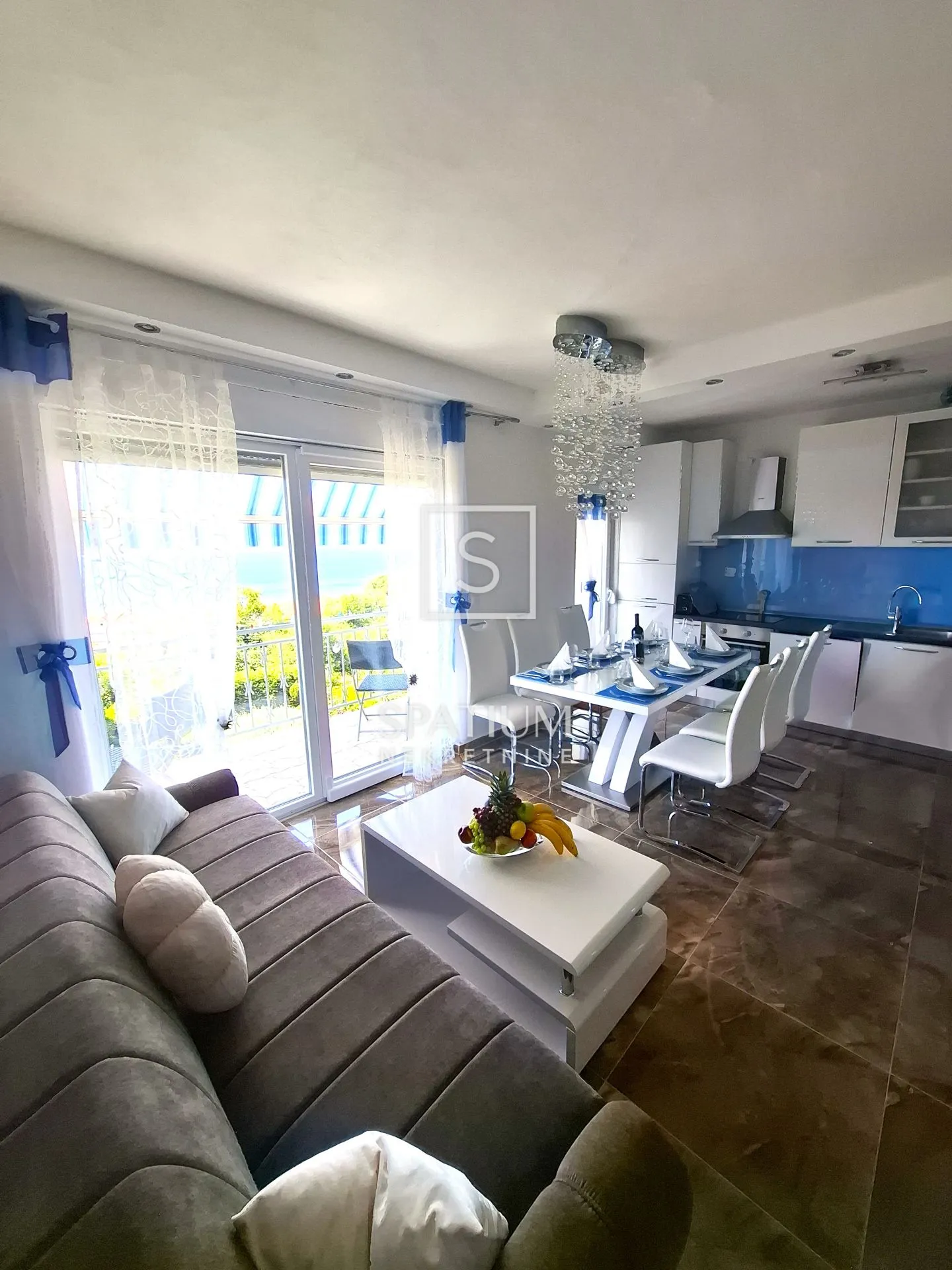 CRIKVENICA, KOMFORAN STAN SA POGLEDOM NA MORE - cover