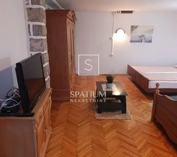 SELCE, CRIKVENICA, MALA KUĆA U NIZU S TERASOM - cover