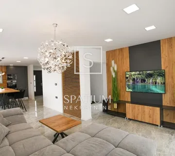 CRIKVENICA, VILA S BAZENOM I PANORAMSKIM POGLEDOM - cover