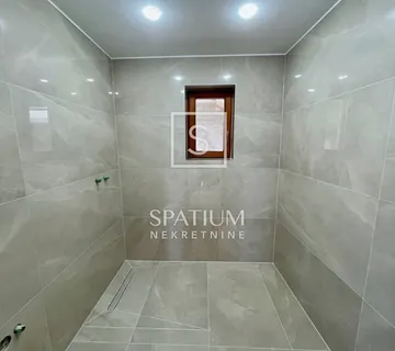 OPATIJA, VIŠESTAMBENA ZGRADA S POGLEDOM NA MORE - cover