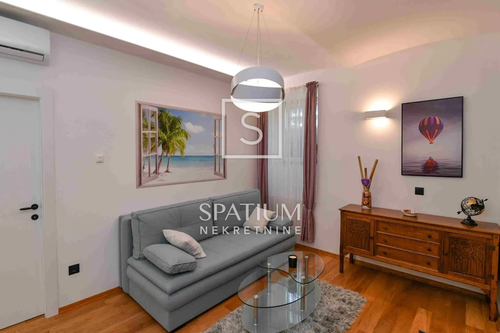 OPATIJA, UREĐEN STAN S PREKRASNOM TERASOM  - cover