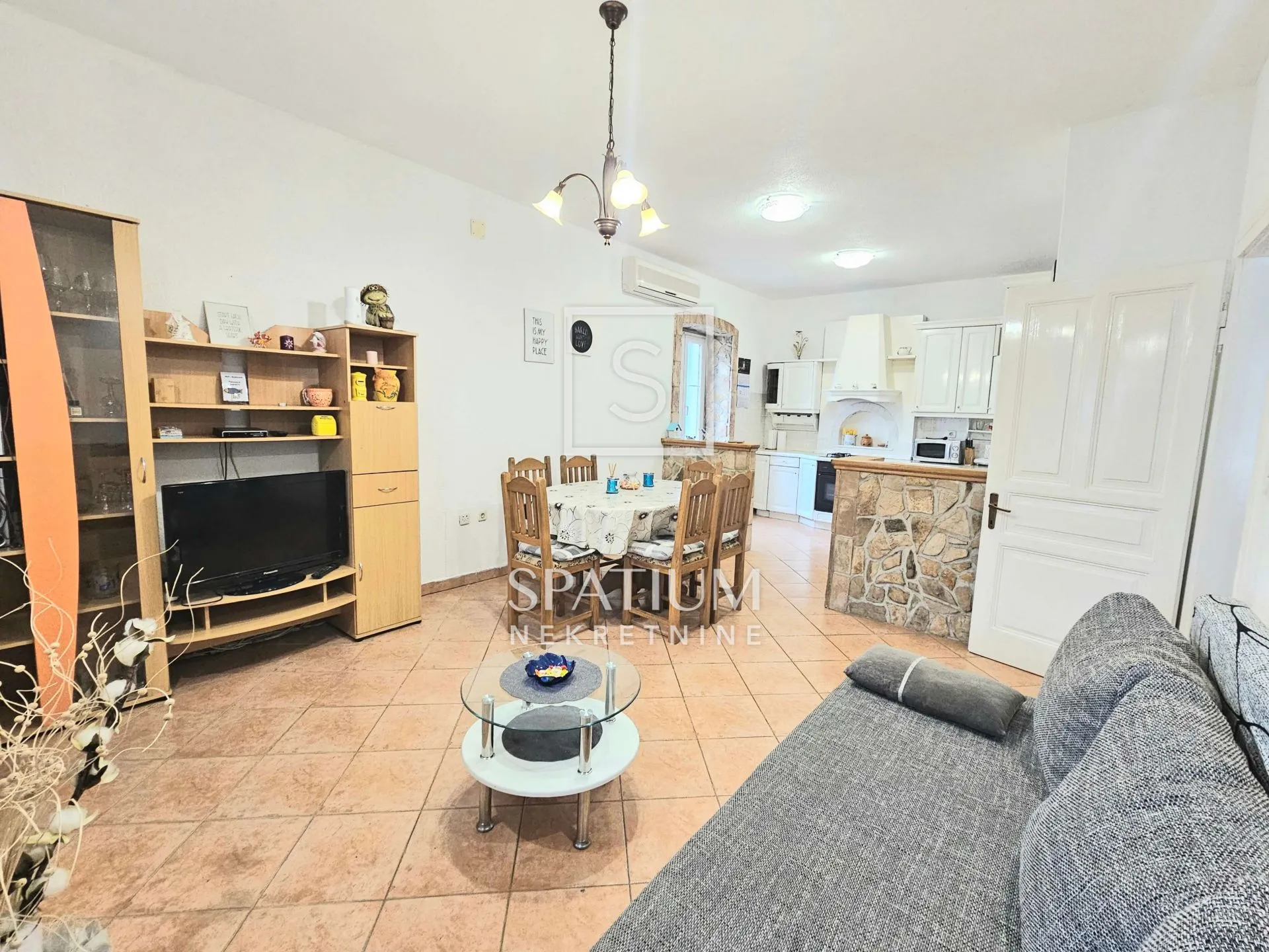 LABIN, SAMOSTOJEĆA KAMENA KUĆA UZ MORE - cover