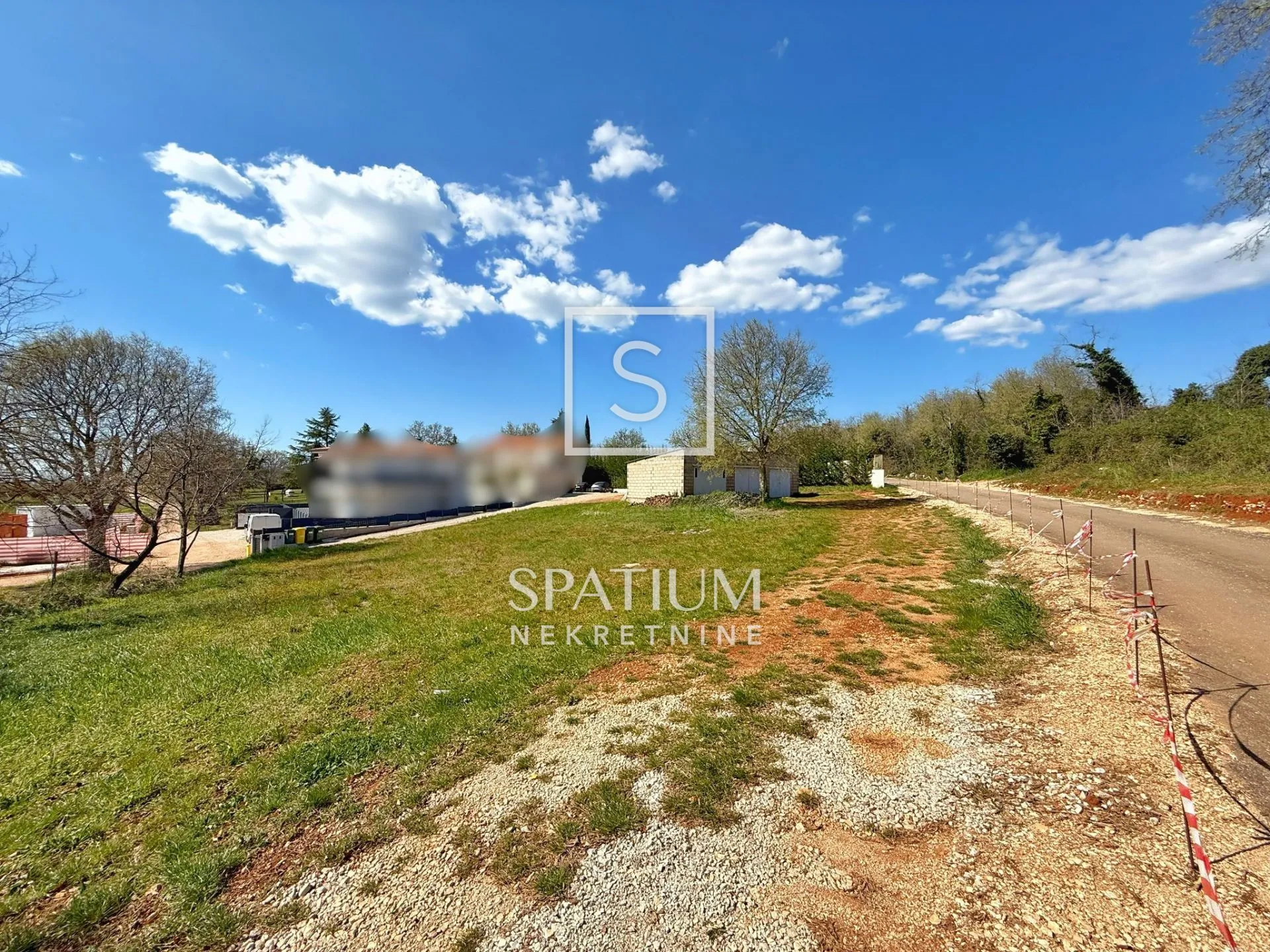 KAŠTELIR, GRAĐEVINSKO ZEMLJIŠTE  - cover