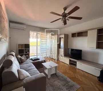 ŠKURINJE, JEDNOSOBAN STAN S BALKONOM - cover