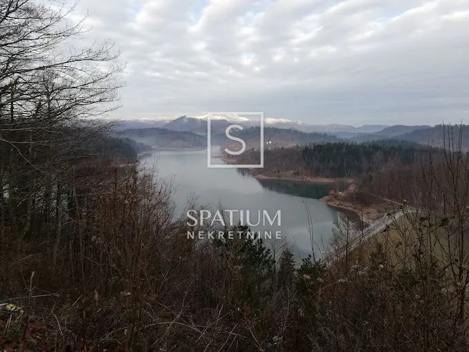 LOKVE, KUĆA S UHODANIM POSLOM - cover